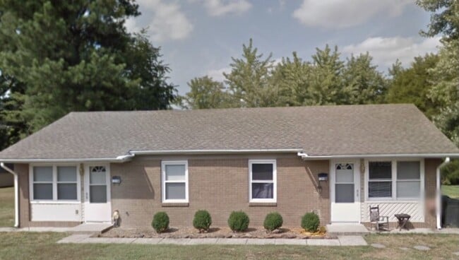 Building Photo - 1204 Lincoln Dr Unit 1204 Apartment B
