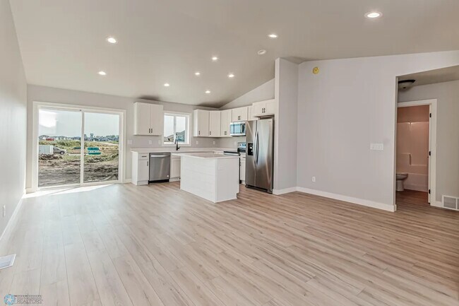Photo - 6756 66th Ave S