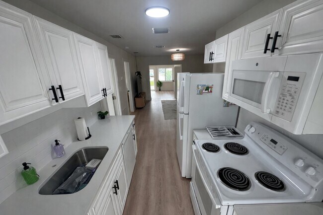 Photo - 4396 SW 25th Terrace