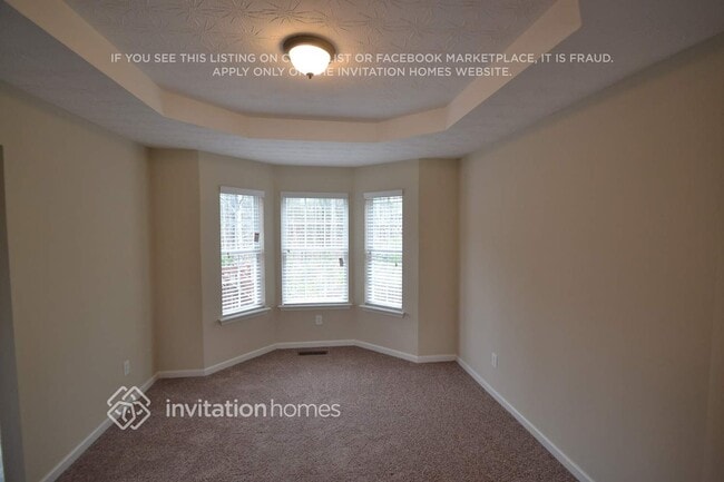 Photo - 4050 Lions Gate