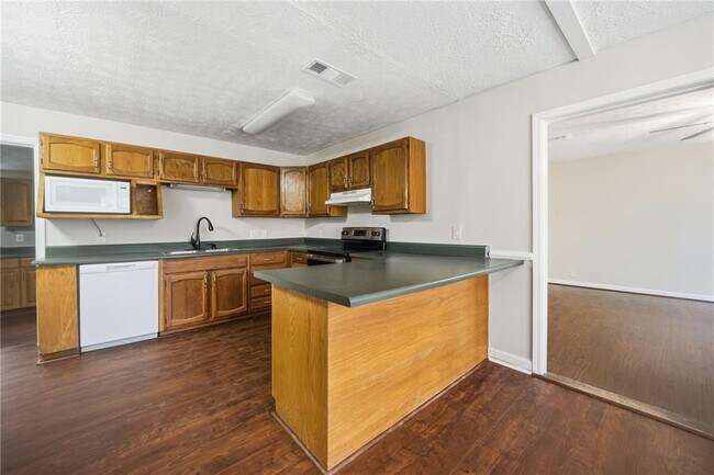 Photo - 3890 Steve Tate Hwy