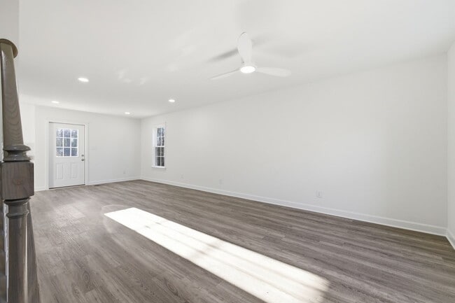 Photo - 12617 James River Dr