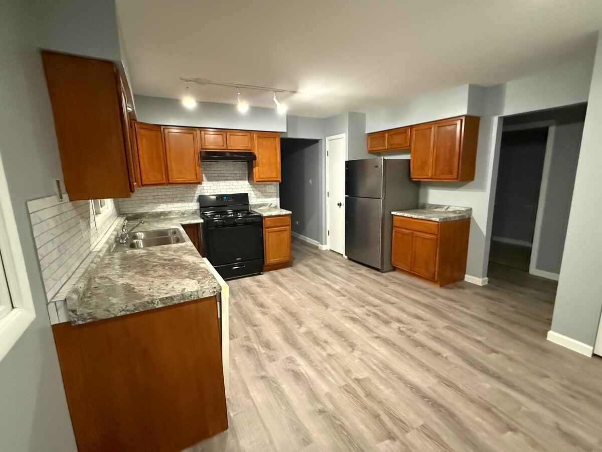 Photo - 18329 West St Unit 3W