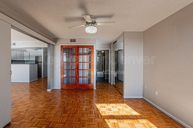 Building Photo - 740 N Pearl St Unit 804