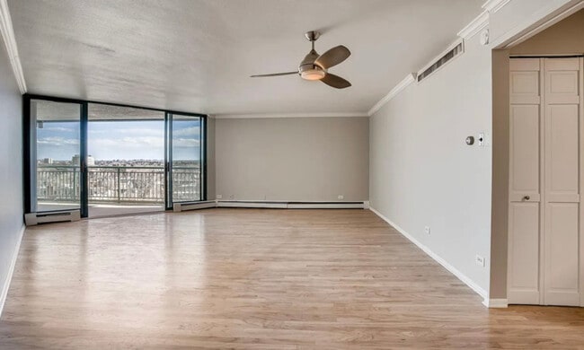 Building Photo - 550 E 12th Ave Unit 1103a