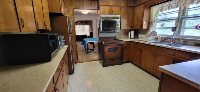 Photo - 2-bedroom, 1-bath partially furnished home