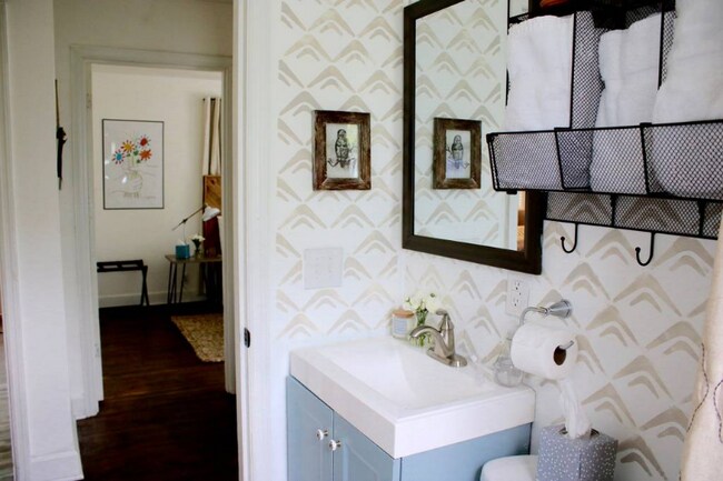 Photo - 2916 McCampbell Ave