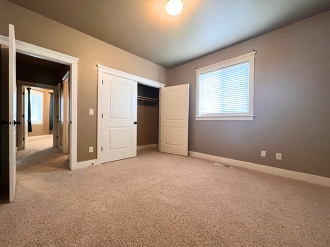 Photo - 9024 W Dalton Pl