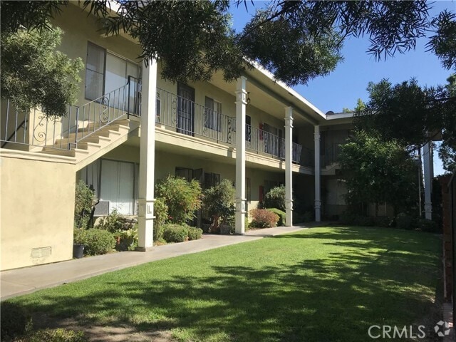 Building Photo - 15807 Landmark Dr Unit 1 Rental