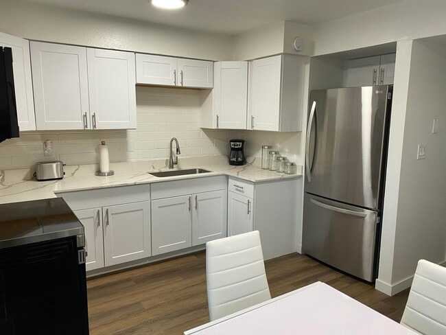 Photo - Dobbins Place