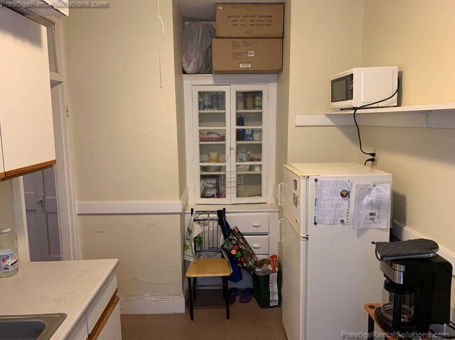 Building Photo - 83 Gordon St Unit 1 Rental