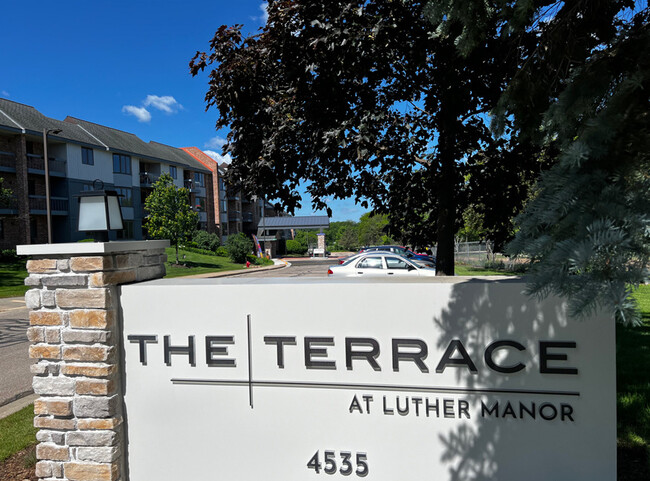 The Terrace at Luther Manor - The Terrace at Luther Manor Apartamentos