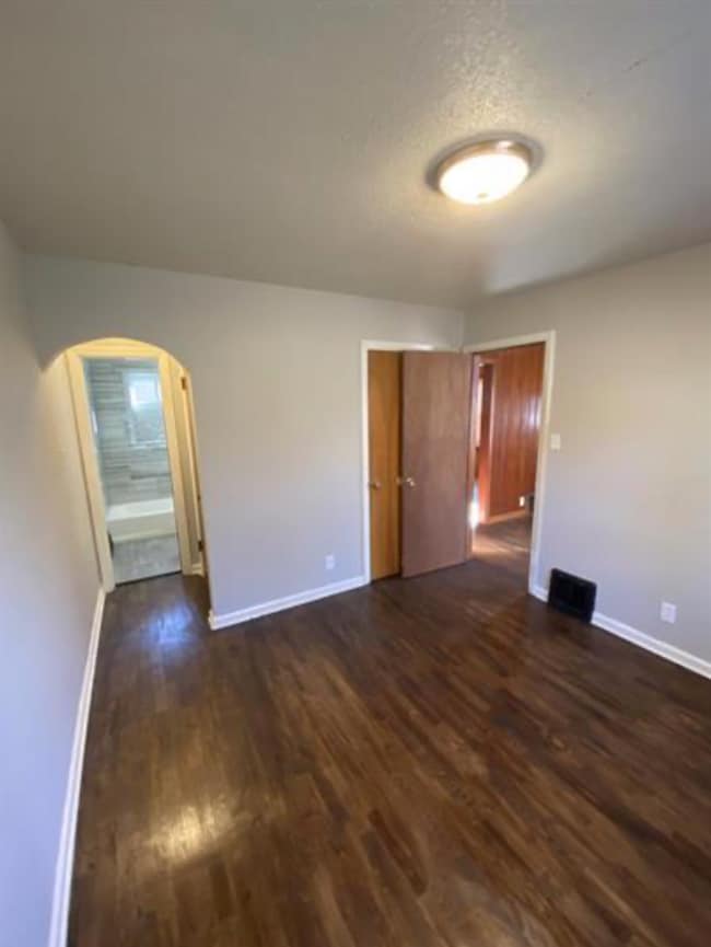 719 S 4th St Unit 1