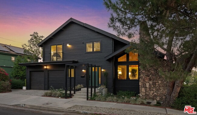 Photo - 2304 Vestal Ave