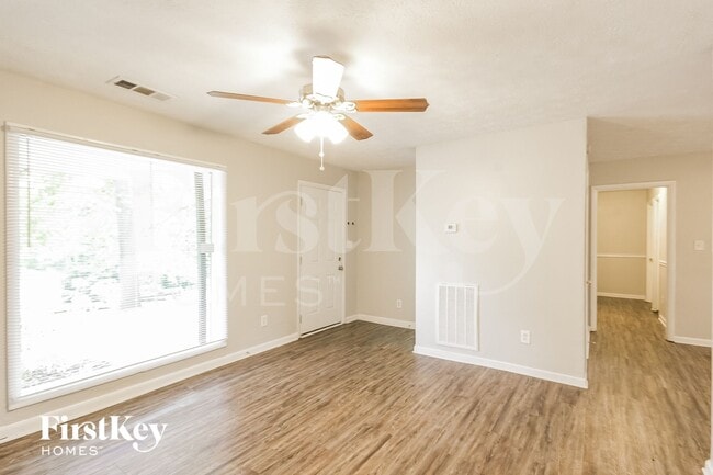 Photo - 5233 Maple Valley Rd SW