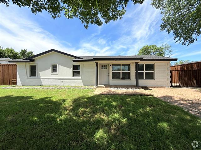 Building Photo - 2609 W Rochelle Rd Rental