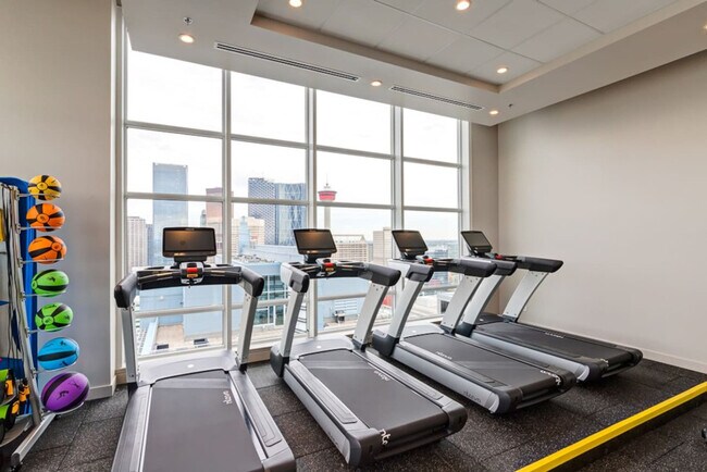 Photo - 202-214 14 Ave SW Unit ID1222977P