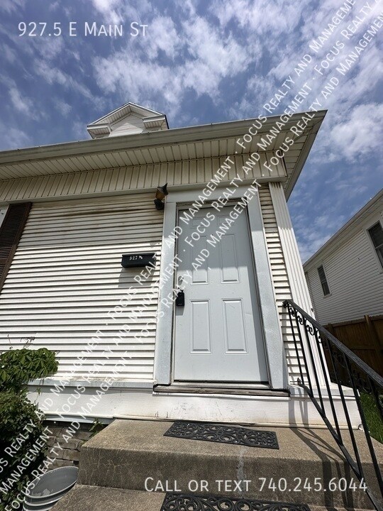 Photo - 927.5 E Main St Apartment