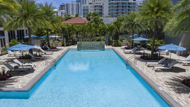 Blu27 at Edgewater