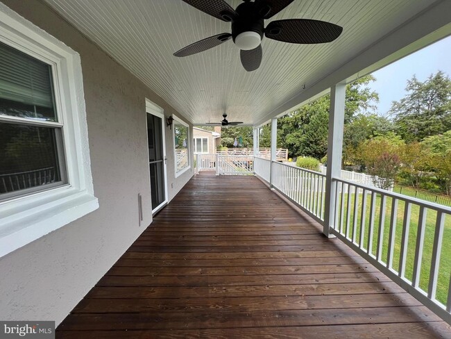 Photo - 504 Walnut Dr