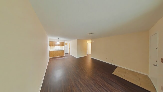 Photo - Woodland Bend Apartments