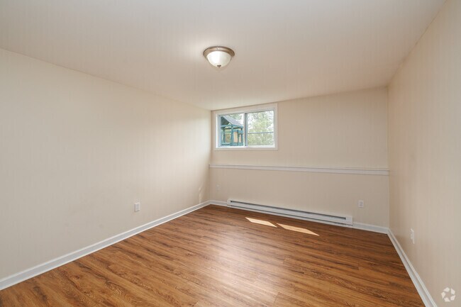 2BR, 1BA - 900SF - Second Bedroom