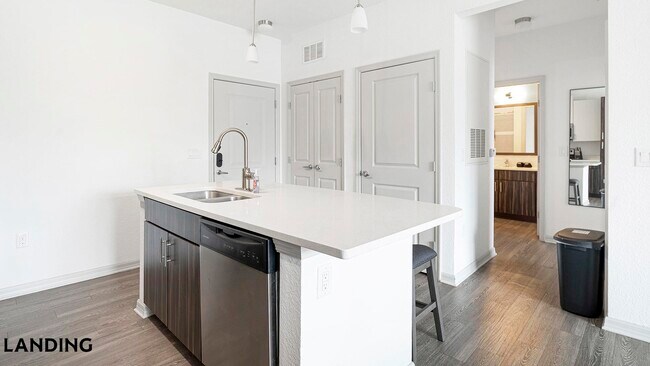 9301 Summit Centre Way Unit 1317