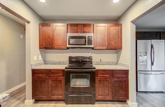 Photo - 2554 River Ridge