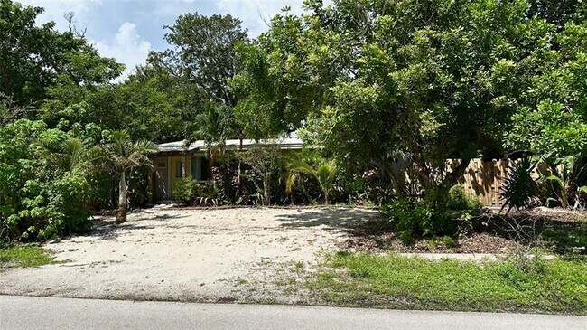 Photo - 3051 SW 13th Ct Unidad 1