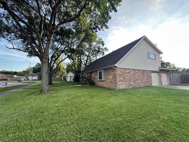 Photo - 1937 Arcadia Dr