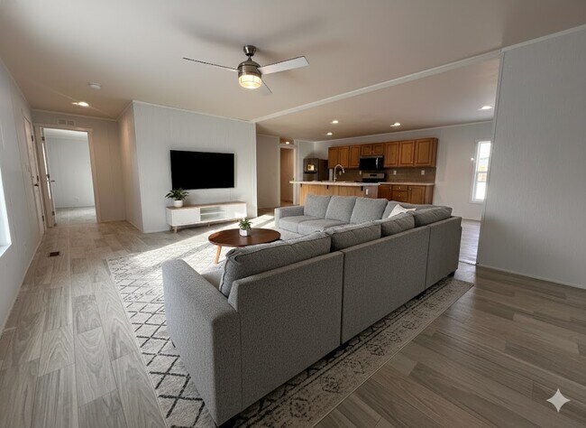 Photo - 14 Bing St N