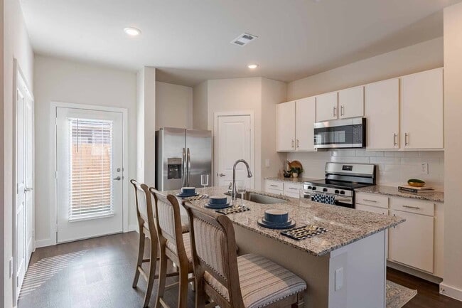 445 Elevon Pkwy