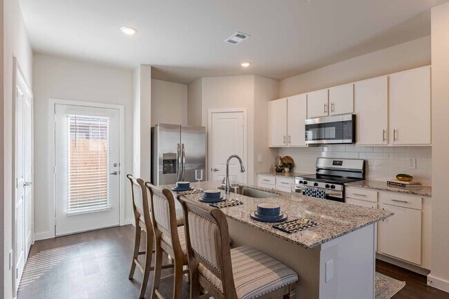 Photo - 445 Elevon Pkwy