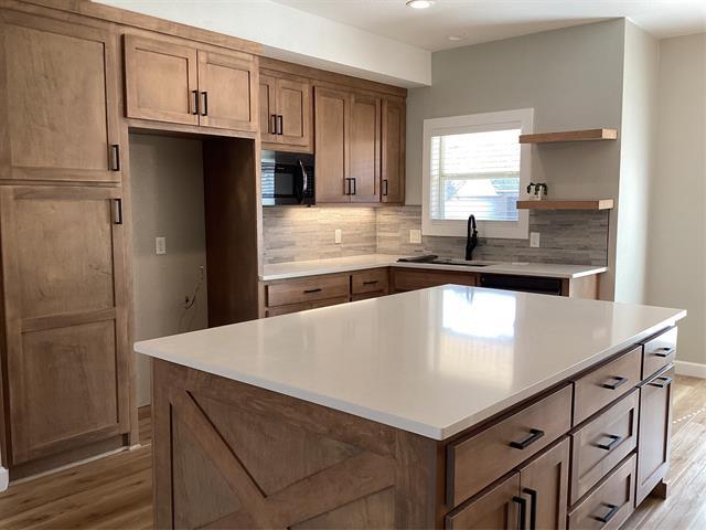 Photo - 485 Cherokee Trail