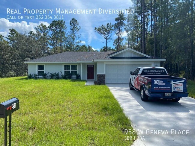 Building Photo - 958 W Geneva Pl