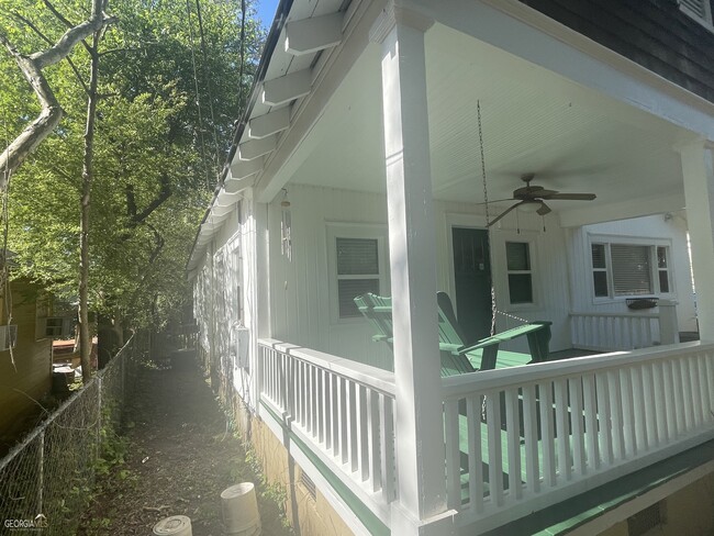 Photo - 1750 Linwood Ave