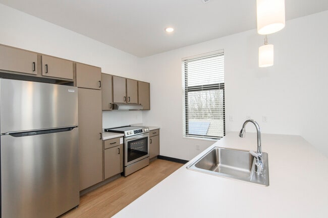 Bronzeville Apartments