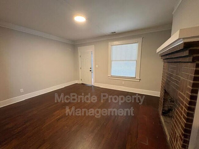 Photo - 1837 Fenwick St