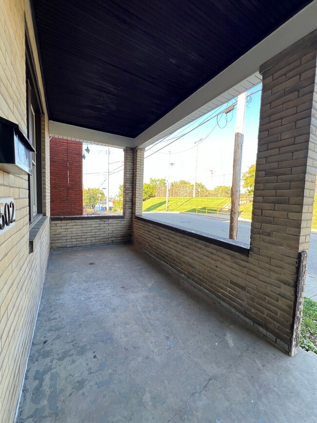 Photo - Now showing 2BR 1 Bath Townhouse!