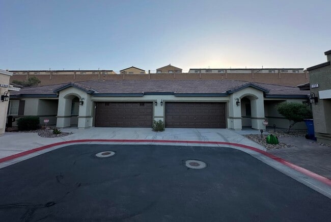 Photo - BEAUTIFUL 2 Bedroom 2 Bath Home