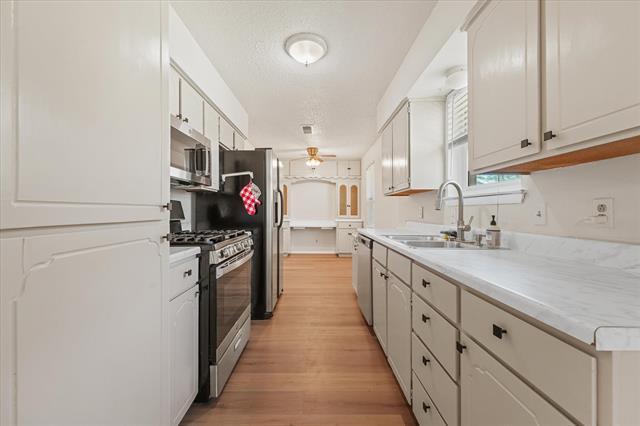 Photo - 3229 Oak Timber Dr