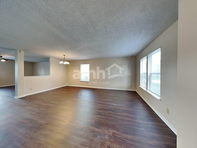 Photo - 10350 Lee Stewart Ln