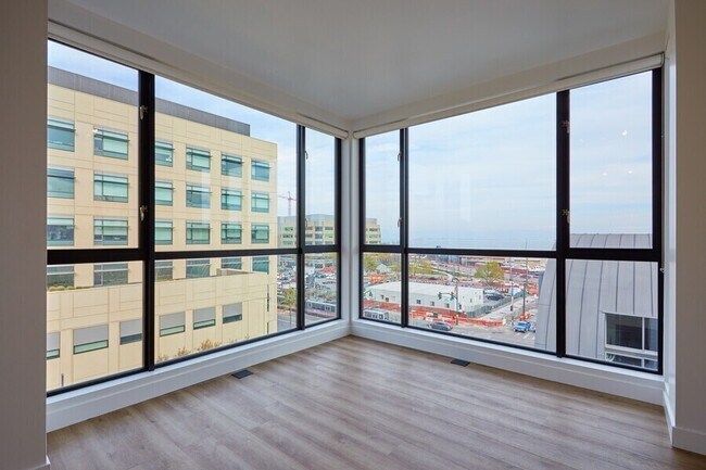 Building Photo - 601 Tennessee St Unit 503