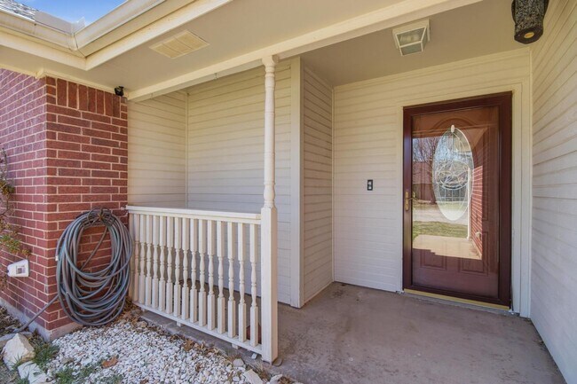 Photo - 3842 Trinity Ln