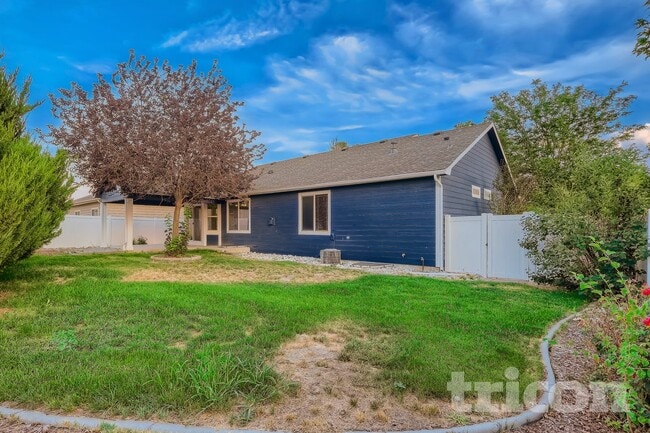 Photo - 5811 Zinfandel St