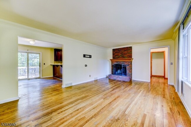 Photo - 109 Edgewood Dr