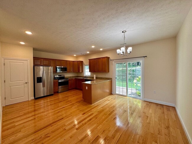 Photo - 573 Spring Oaks Drive