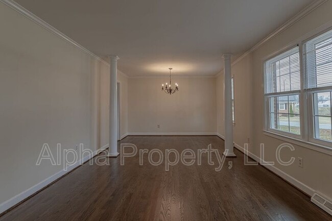 Photo - 400 Fairhaven Dr