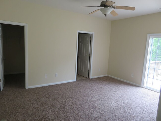 Photo - 3 Br 2.5 BA in Southwest