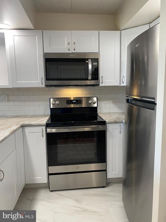 Photo - 200 Lombard St Unit 633